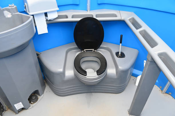 Portable Toilet Options We Offer in Coon Rapids, MN